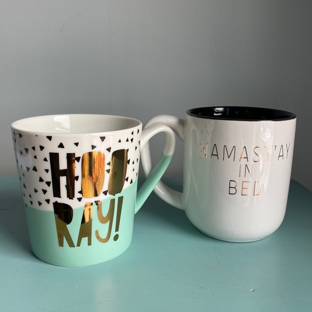 Mugs with Gold Detail (2 pcs)